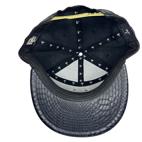 Mens premiere fits blvd supply faux leather black snapback cap OSFM - Picture 4 of 8
